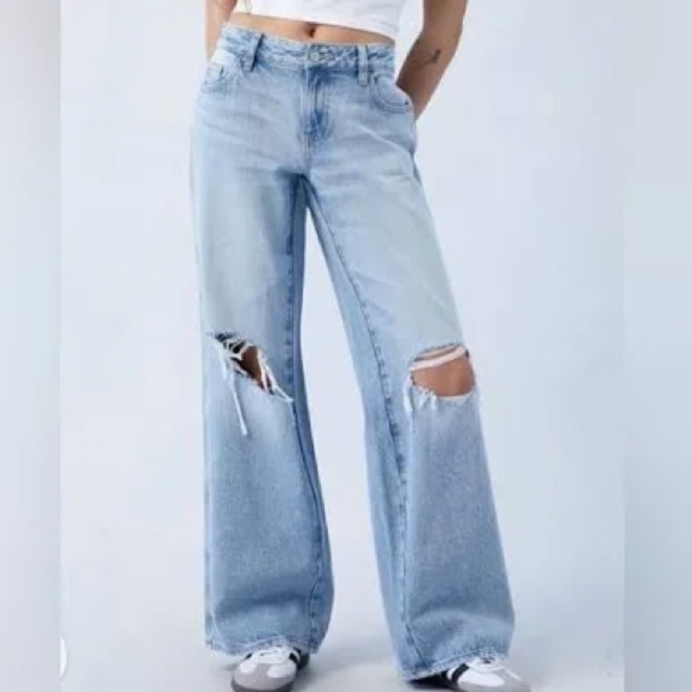 PacSun baggy ripped Jeans size 26